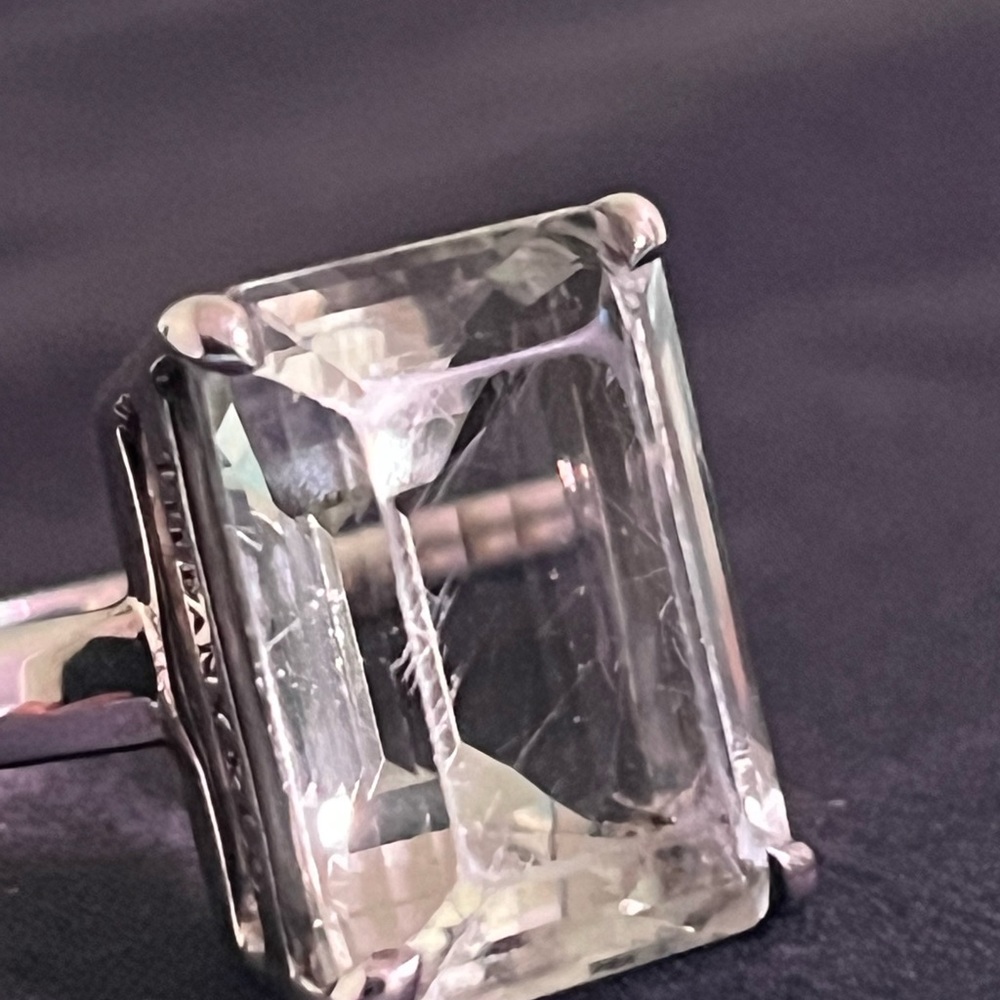 Size 8 Tiffany & Co. 9 Carat Emerald Cut Prasiolite - Picture 5 of 13